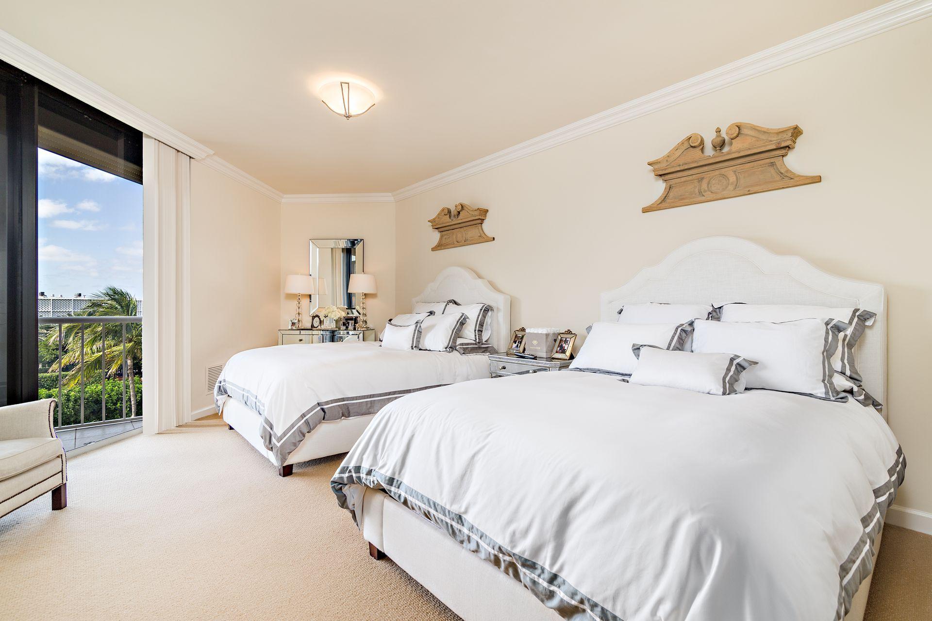 TWENTY SEVEN SEVENTY SOUTH OCEAN BLVD - Residential