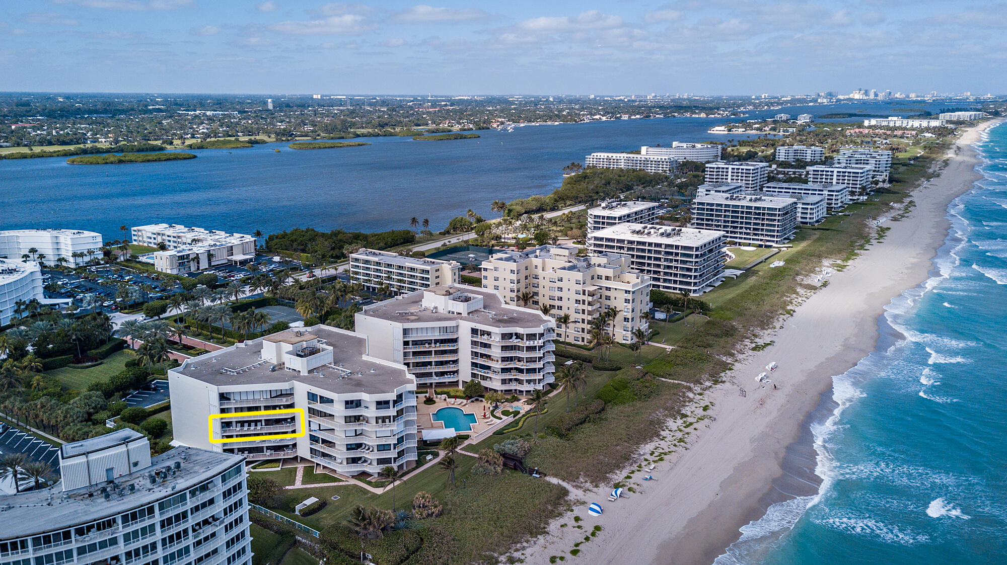 TWENTY SEVEN SEVENTY SOUTH OCEAN BLVD - Residential