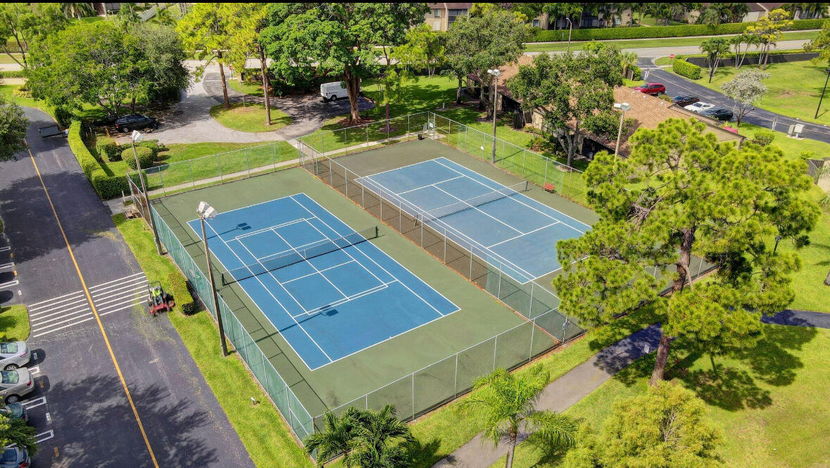 PINE RIDGE NORTH II CONDO - Residential