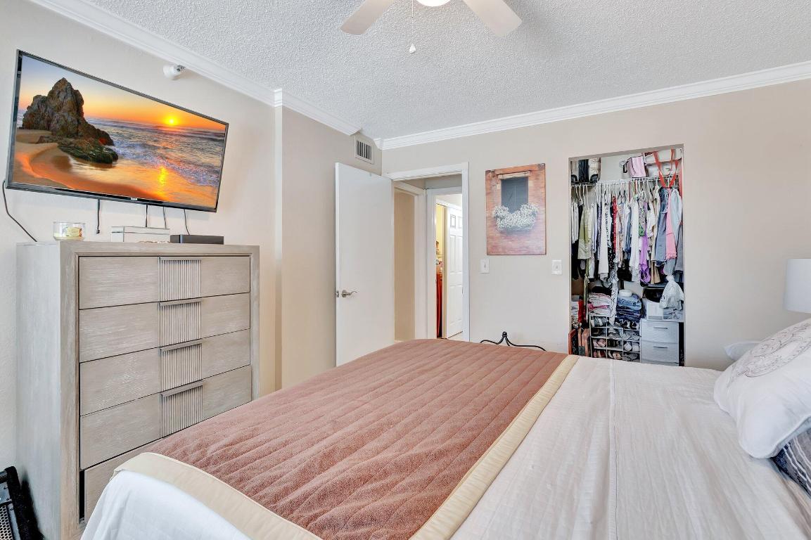 YACHT CLUB ON THE INTRACOASTAL CONDO - Residential