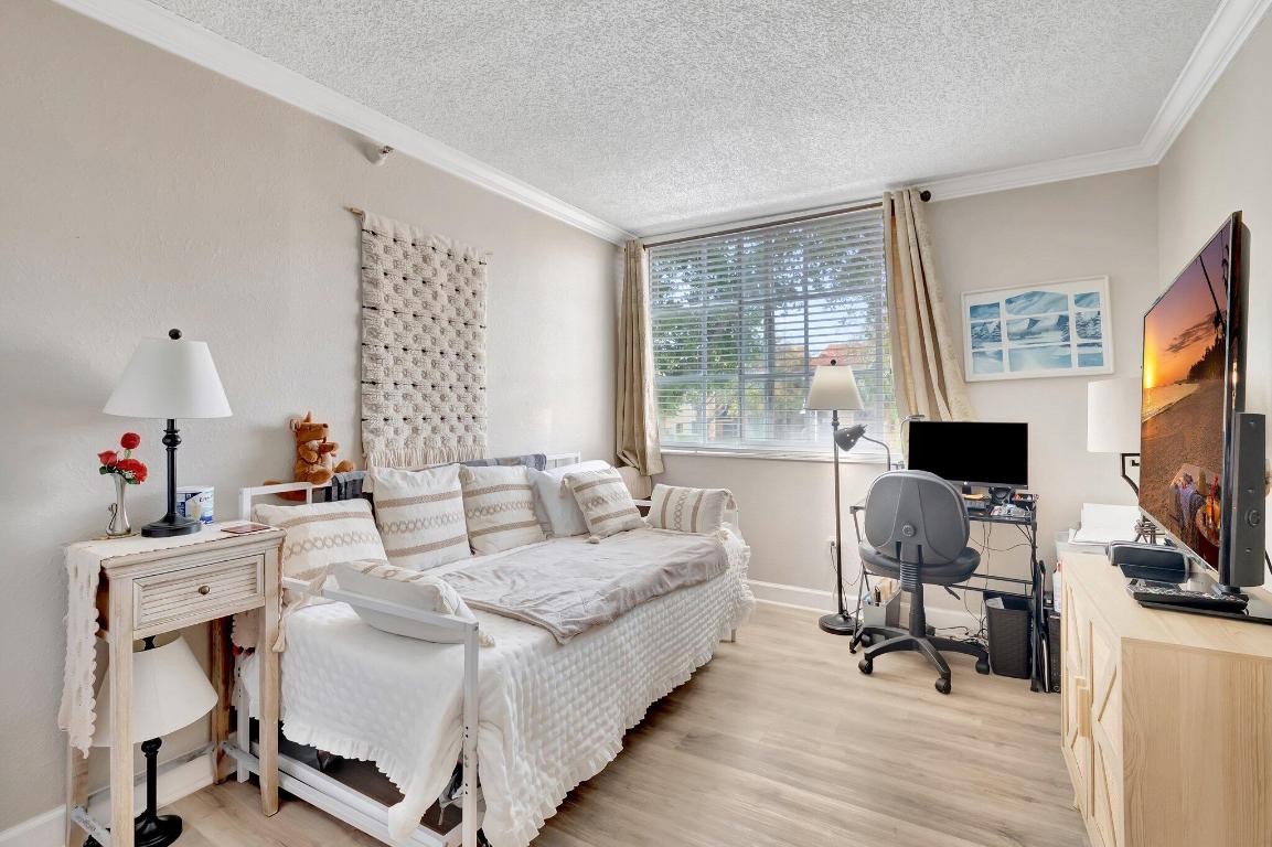 YACHT CLUB ON THE INTRACOASTAL CONDO - Residential