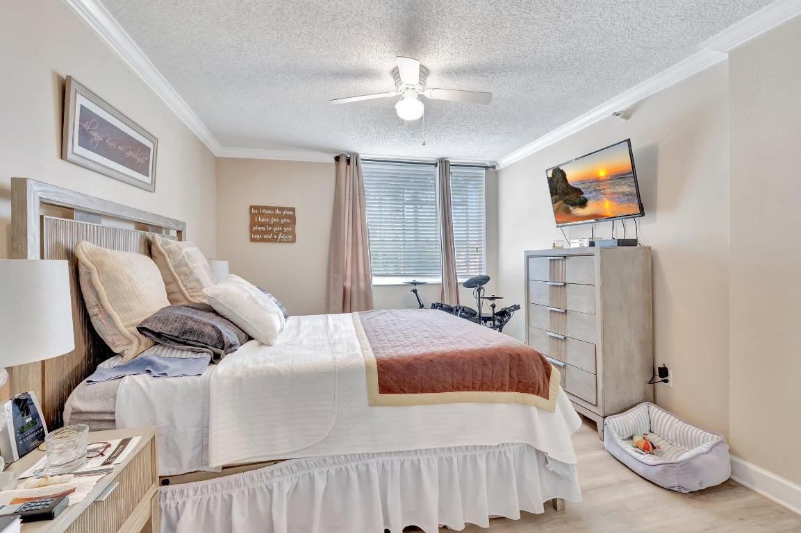 YACHT CLUB ON THE INTRACOASTAL CONDO - Residential