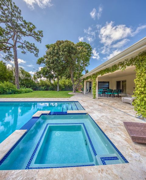 A home in Lake Worth Beach