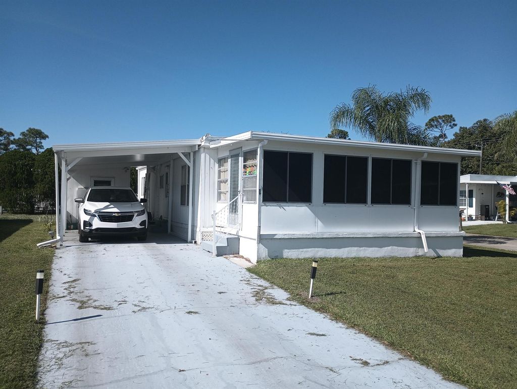 Photo of 1 Quintana Roo Court, Port Saint Lucie, FL 34952 (MLS # R11088324)