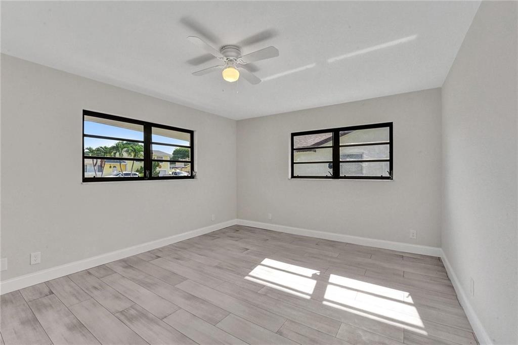 Woodcrest Manor - Residential