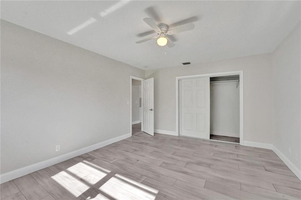 Woodcrest Manor - Residential