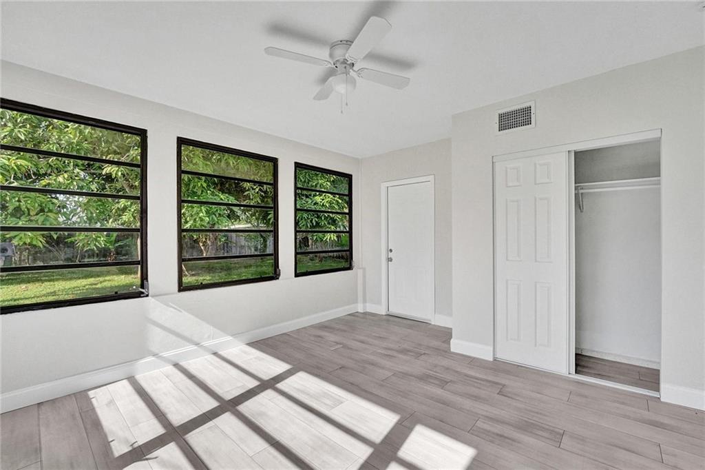 Woodcrest Manor - Residential