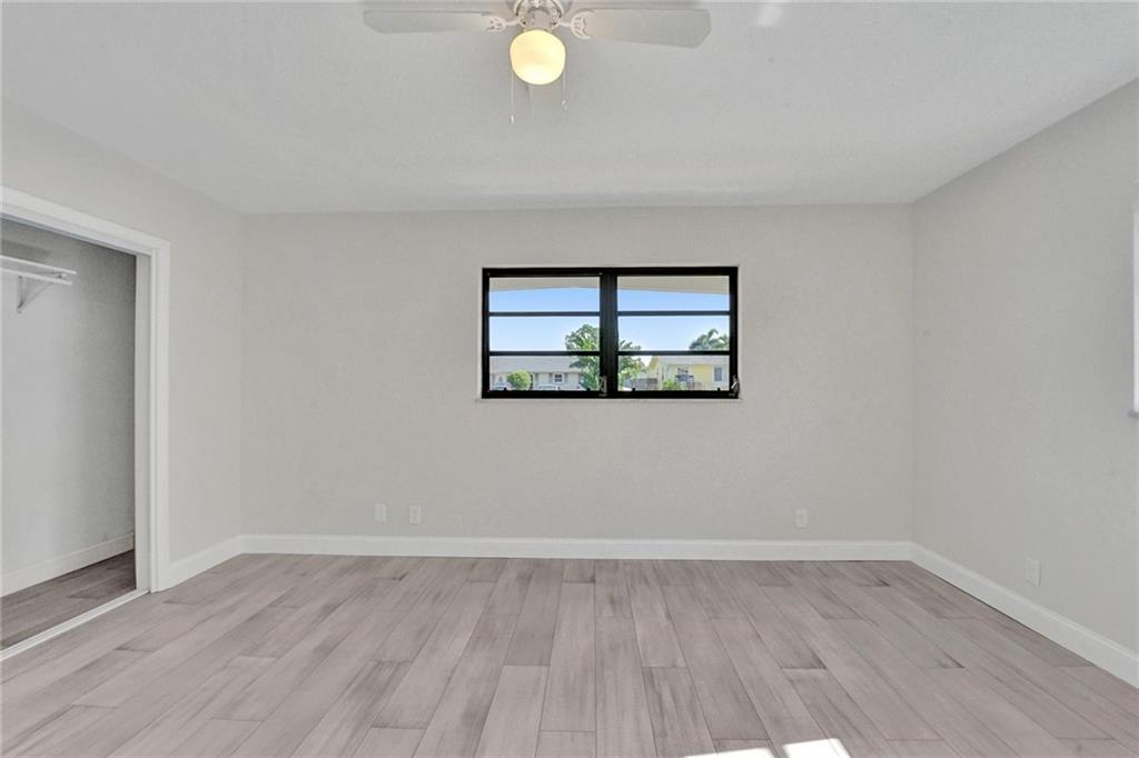 Woodcrest Manor - Residential