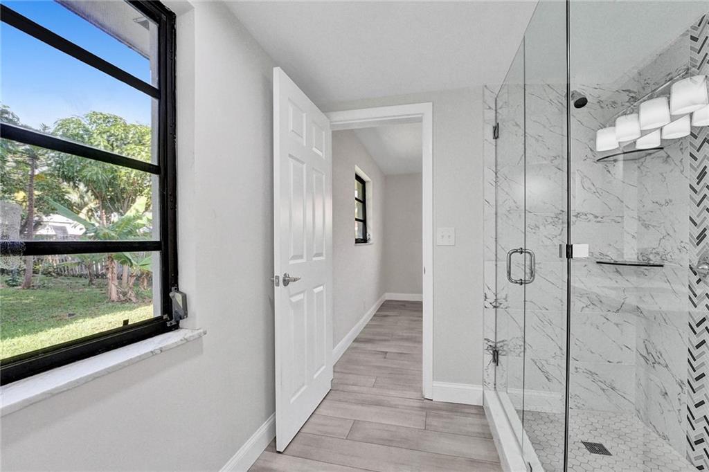 Woodcrest Manor - Residential