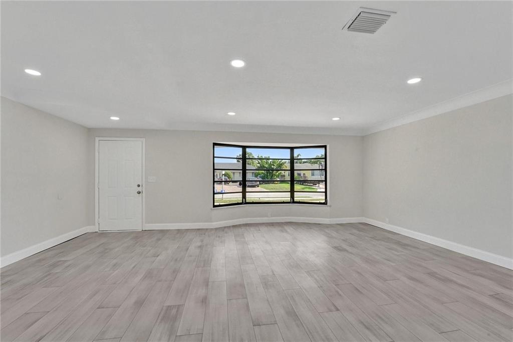 Woodcrest Manor - Residential