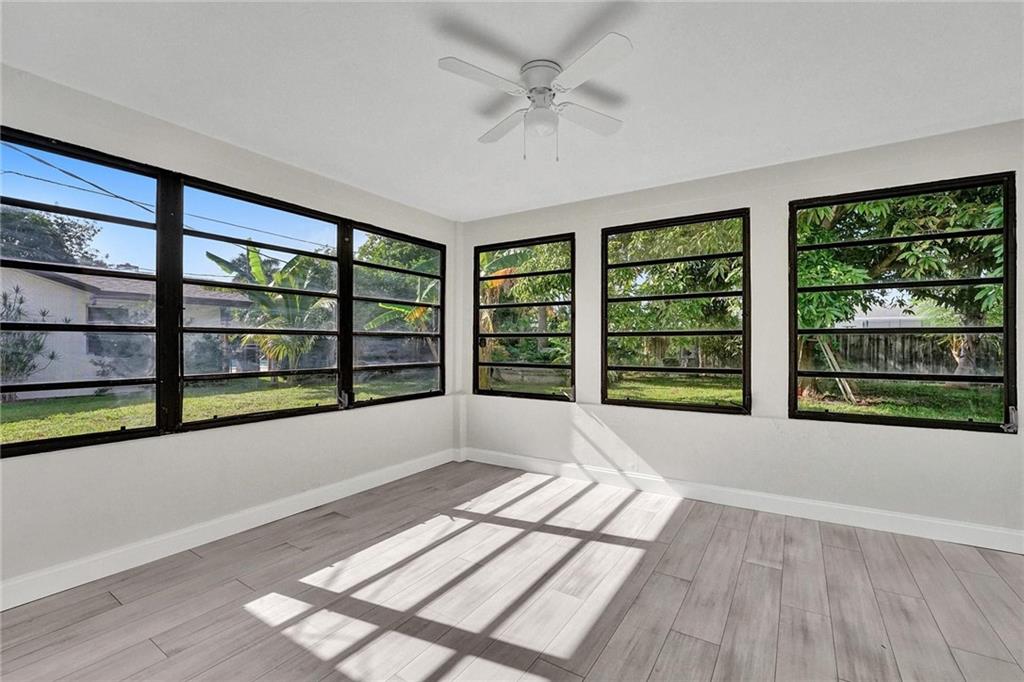 Woodcrest Manor - Residential