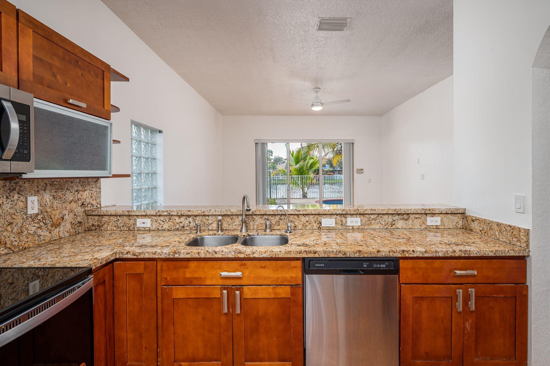 AMBER-RUBY COVE PLAT - Residential