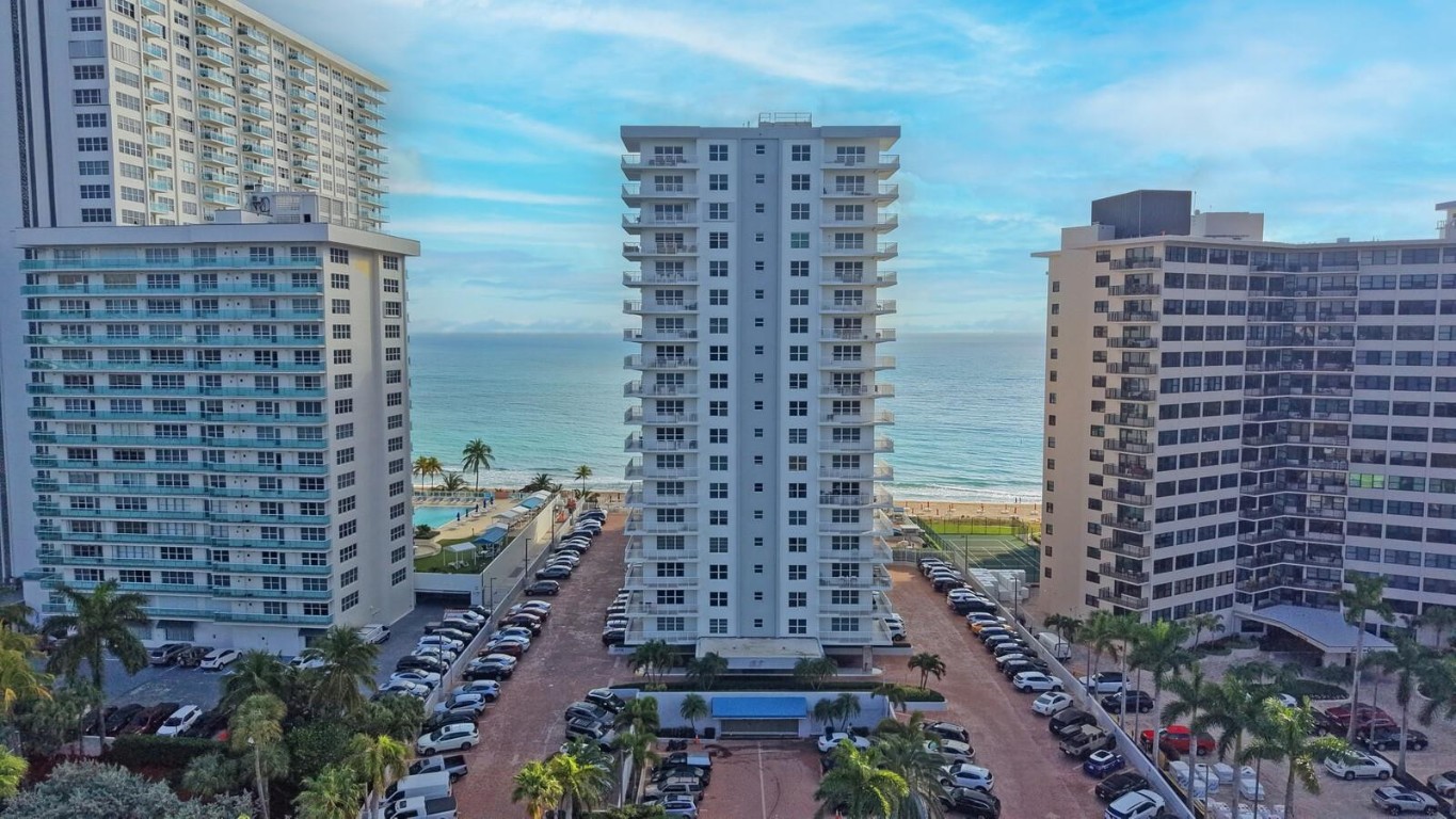 3850 Galt Ocean Drive 2004