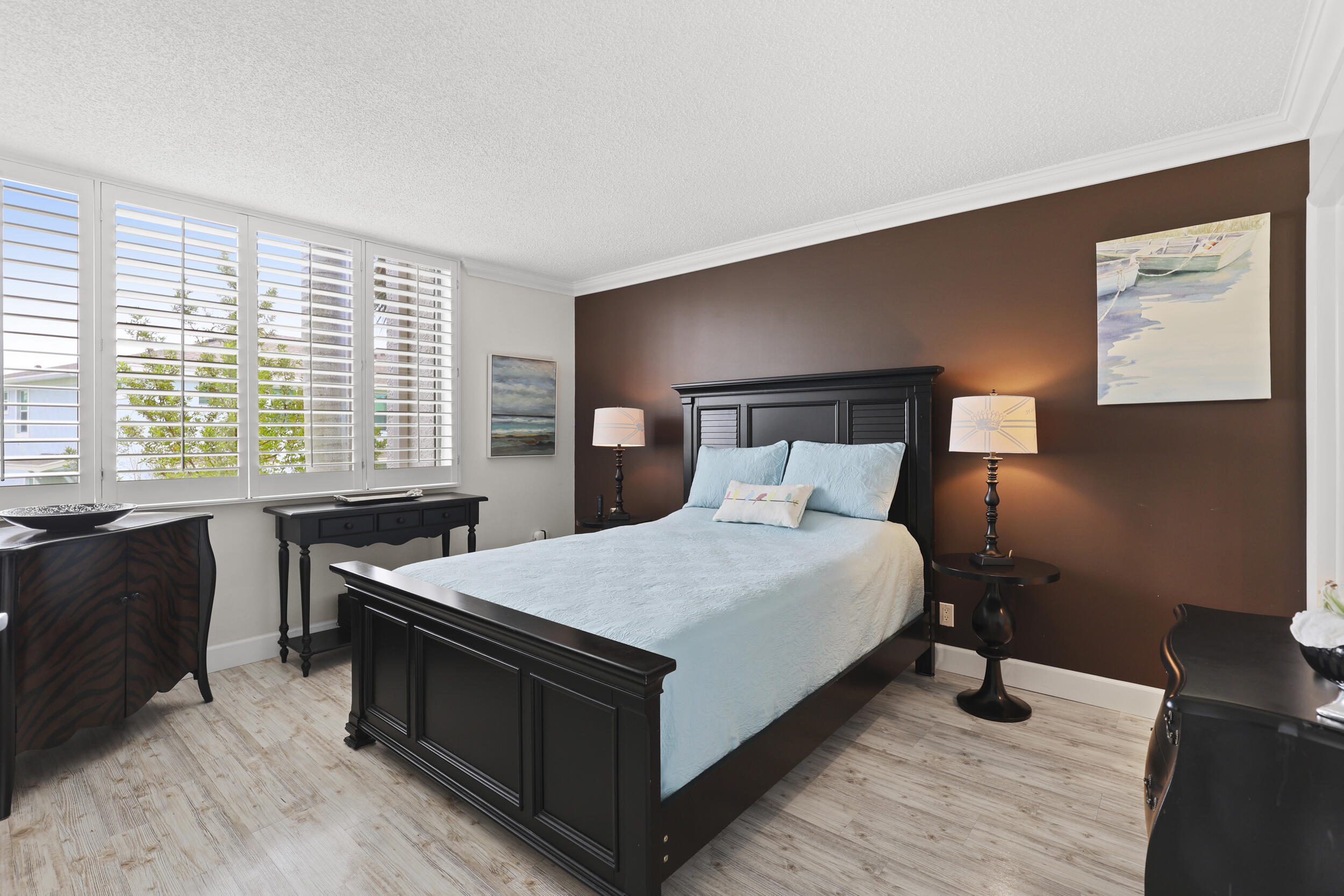 FOUNTAINS OF PALM BEACH CONDO 2 - Residential