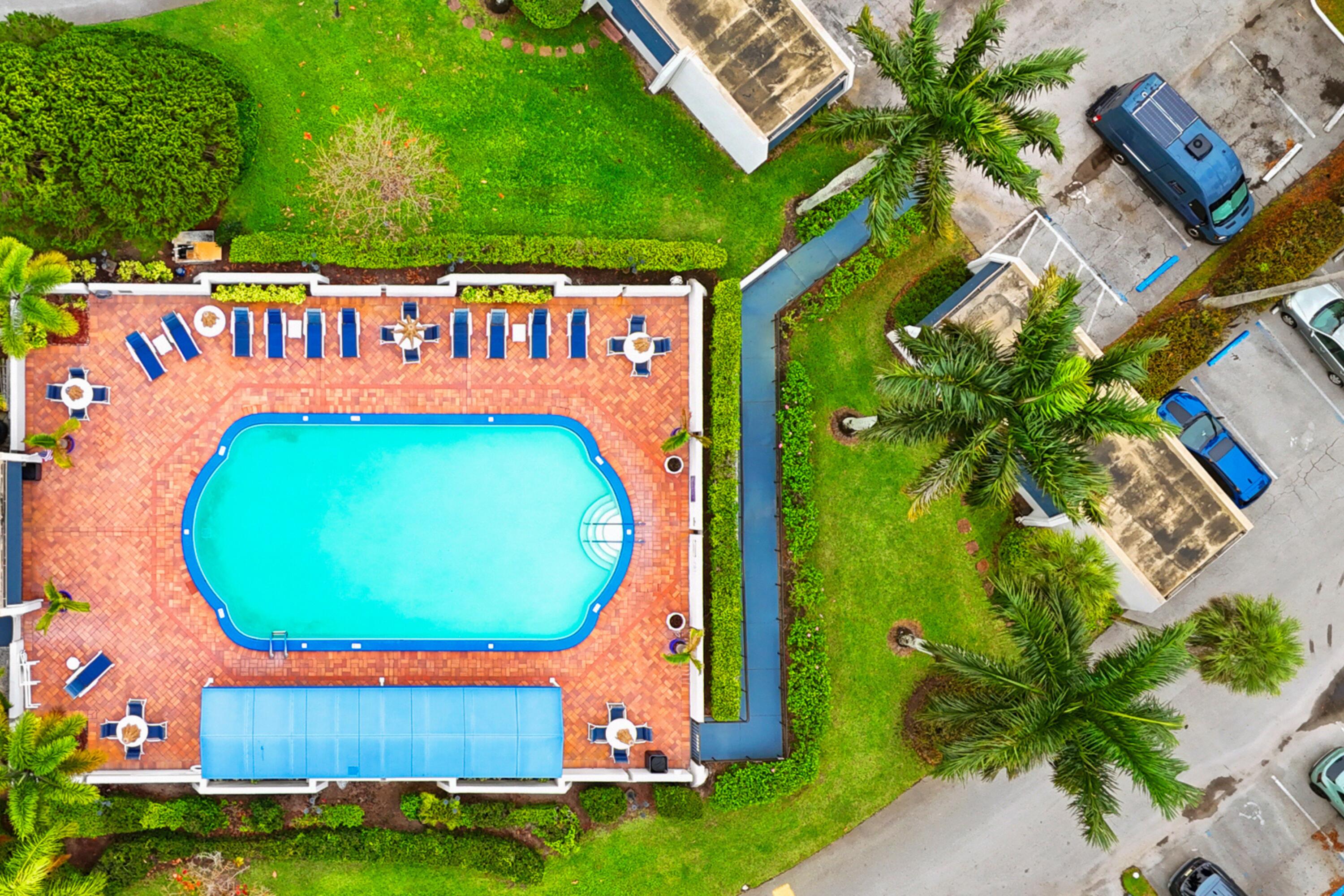 FOUNTAINS OF PALM BEACH CONDO 2 - Residential