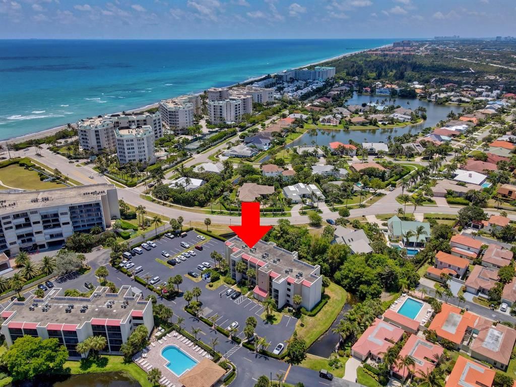 Photo of 1605 S Us Highway 1 #F202, Jupiter, FL 33477 (MLS # R10718931)