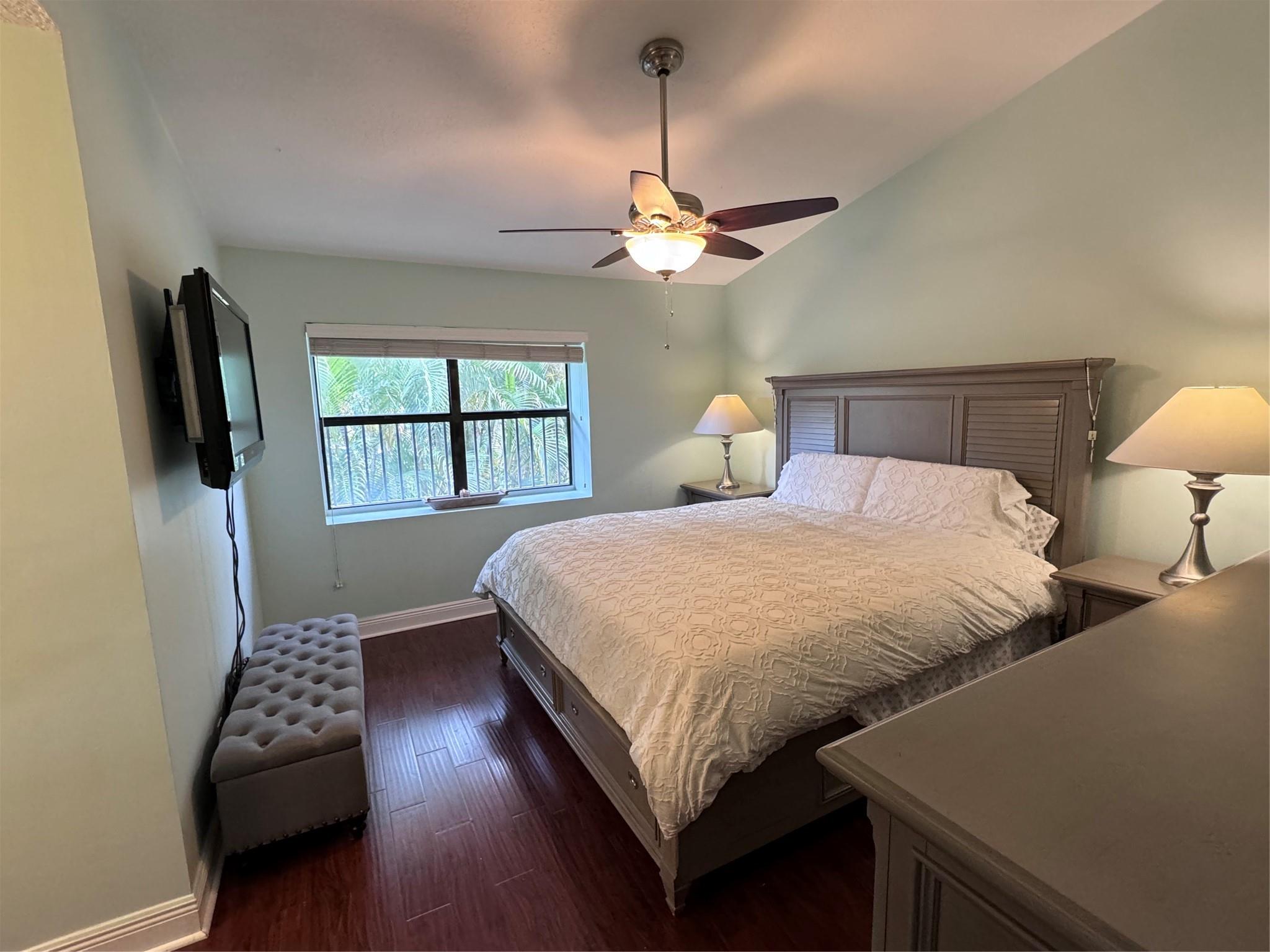 GOLDEN RAINTREE VI - Residential