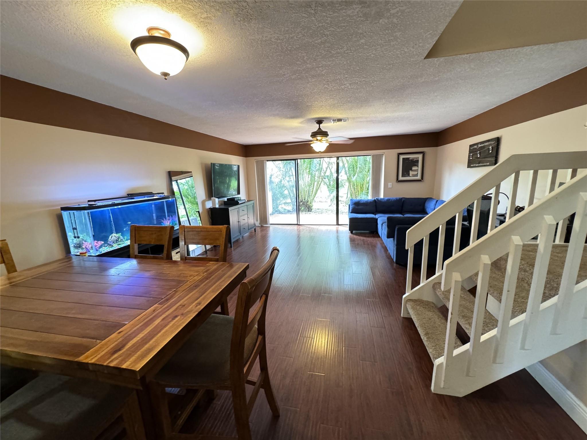 GOLDEN RAINTREE VI - Residential