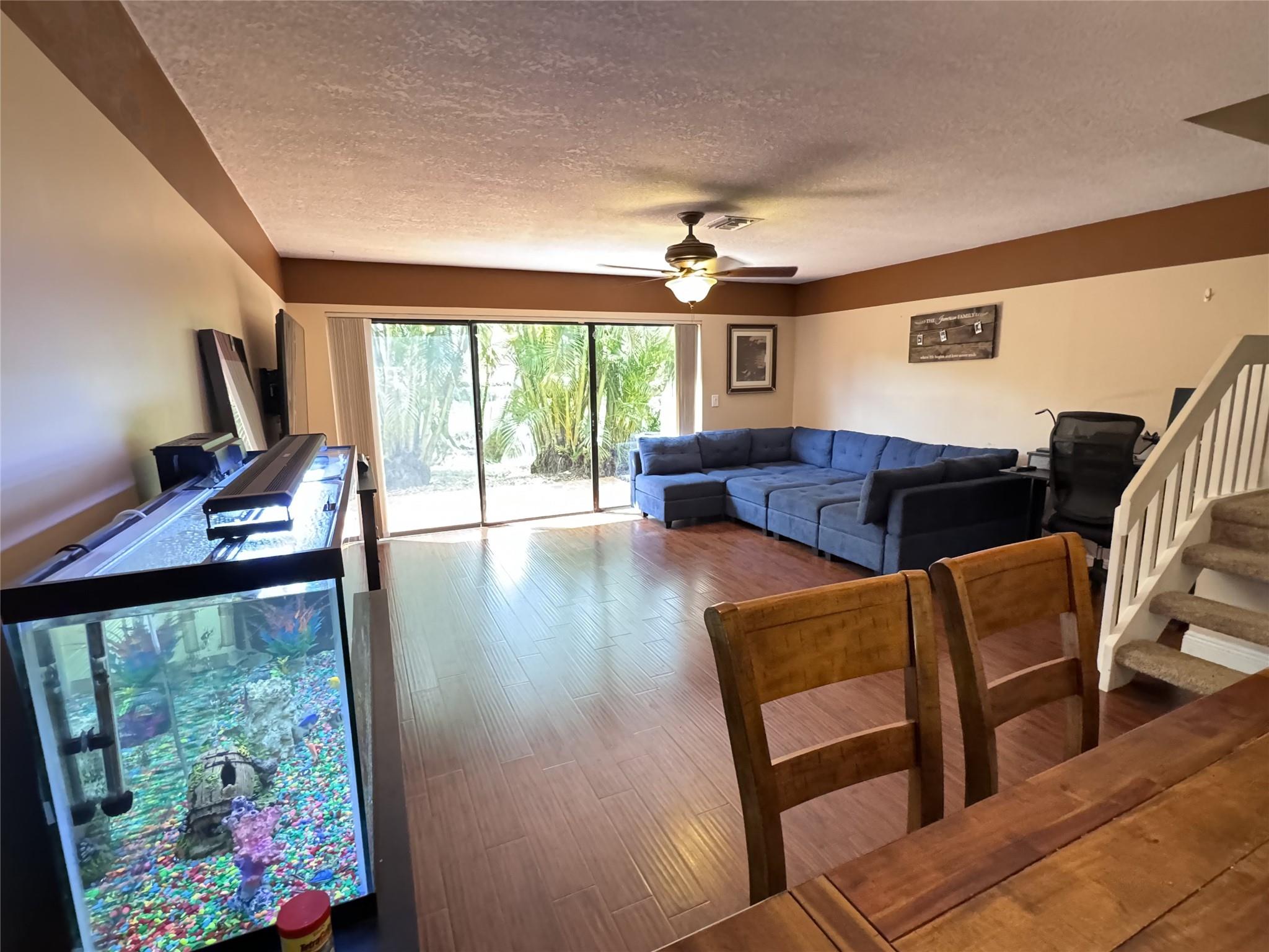 GOLDEN RAINTREE VI - Residential