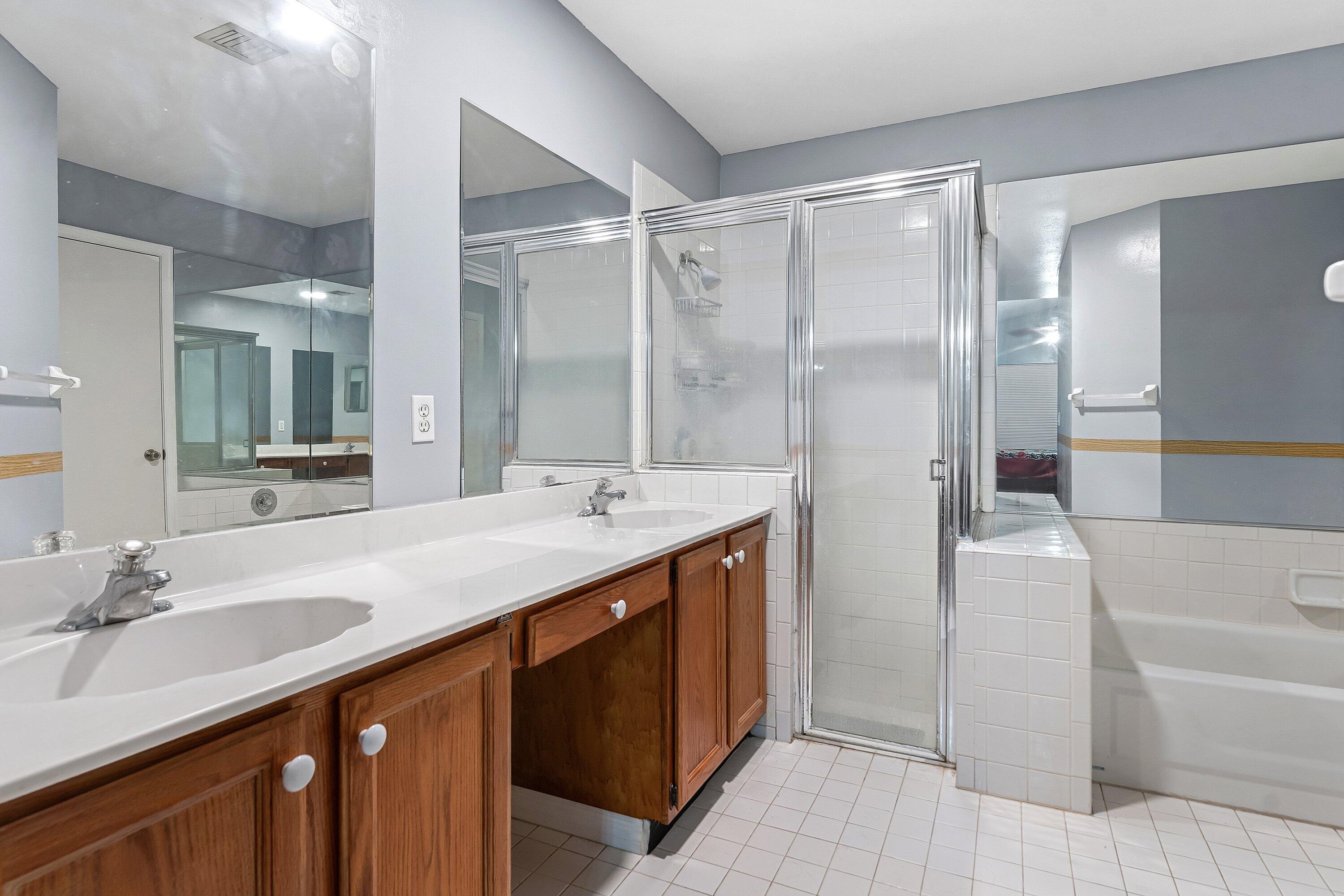 STONEBRIAR AT MAPLEWOOD - Residential