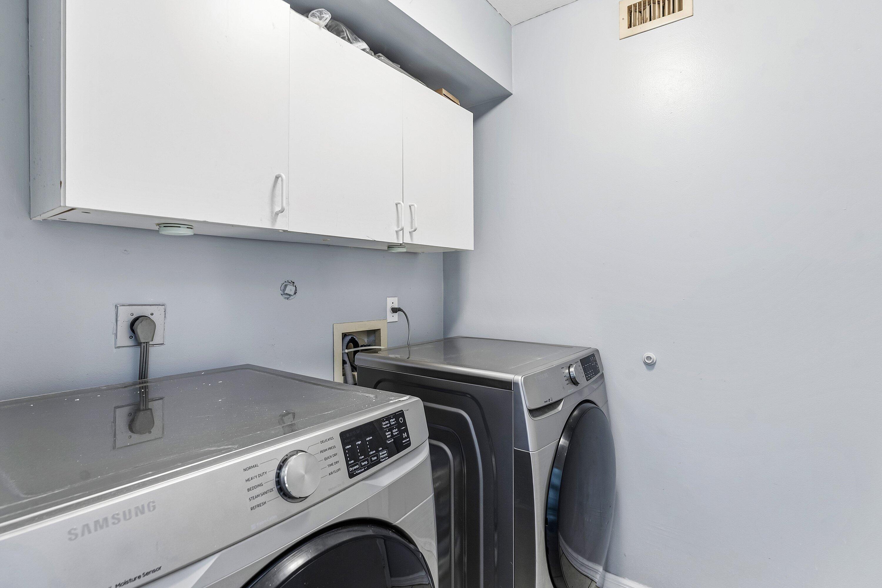 STONEBRIAR AT MAPLEWOOD - Residential