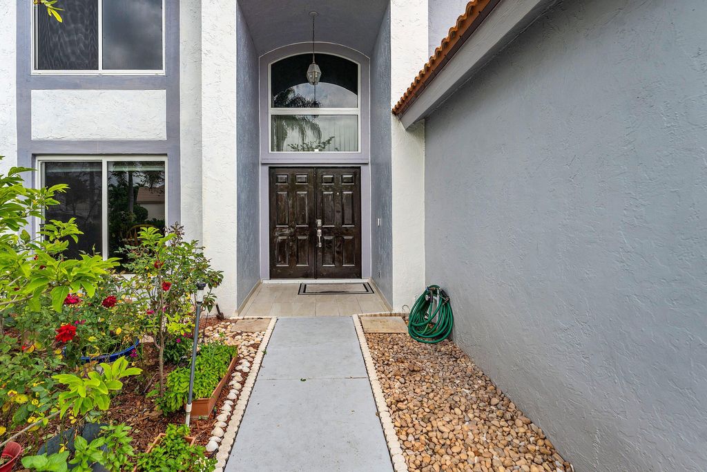 Photo of 143 St Michaels Court, Jupiter, FL 33458 (MLS # B26014763)