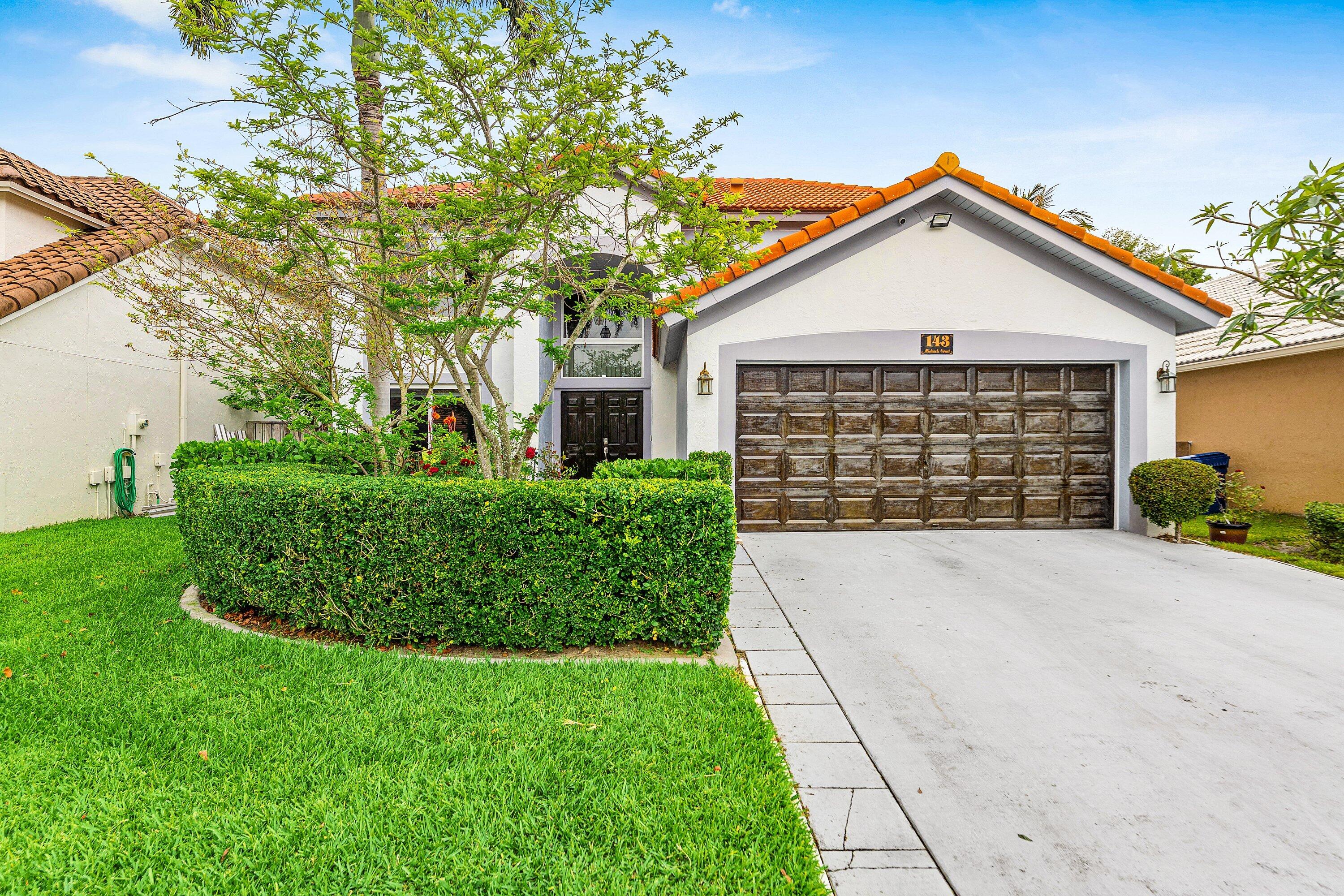 STONEBRIAR AT MAPLEWOOD - Residential