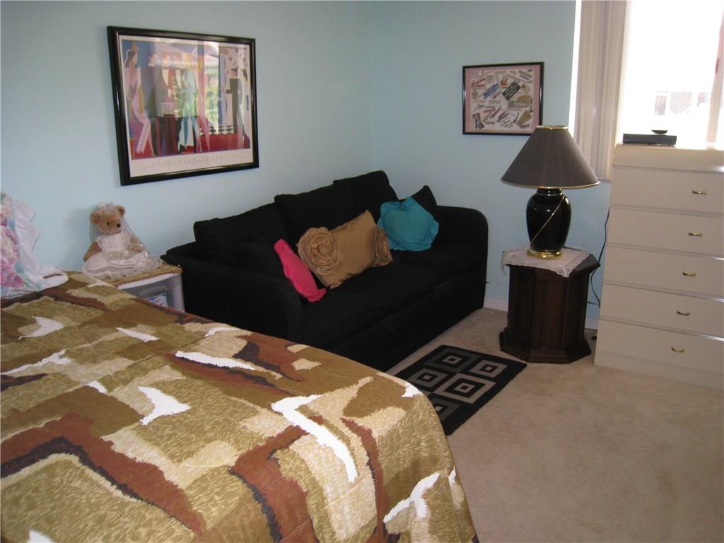 KINGS POINT - Residential