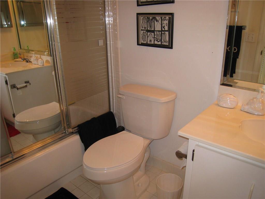 KINGS POINT - Residential