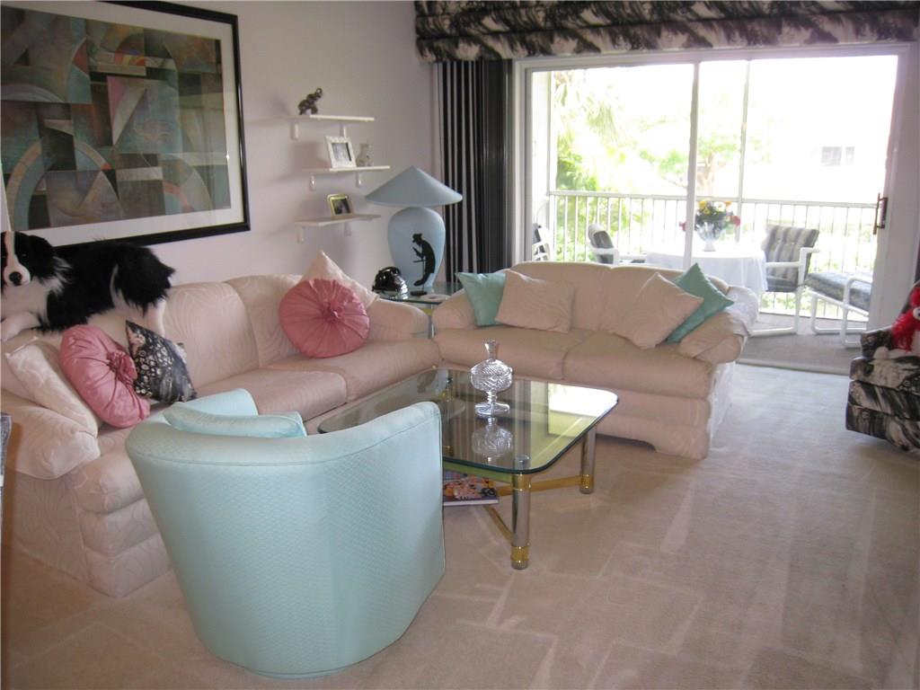 KINGS POINT - Residential