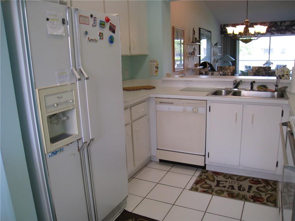 KINGS POINT - Residential