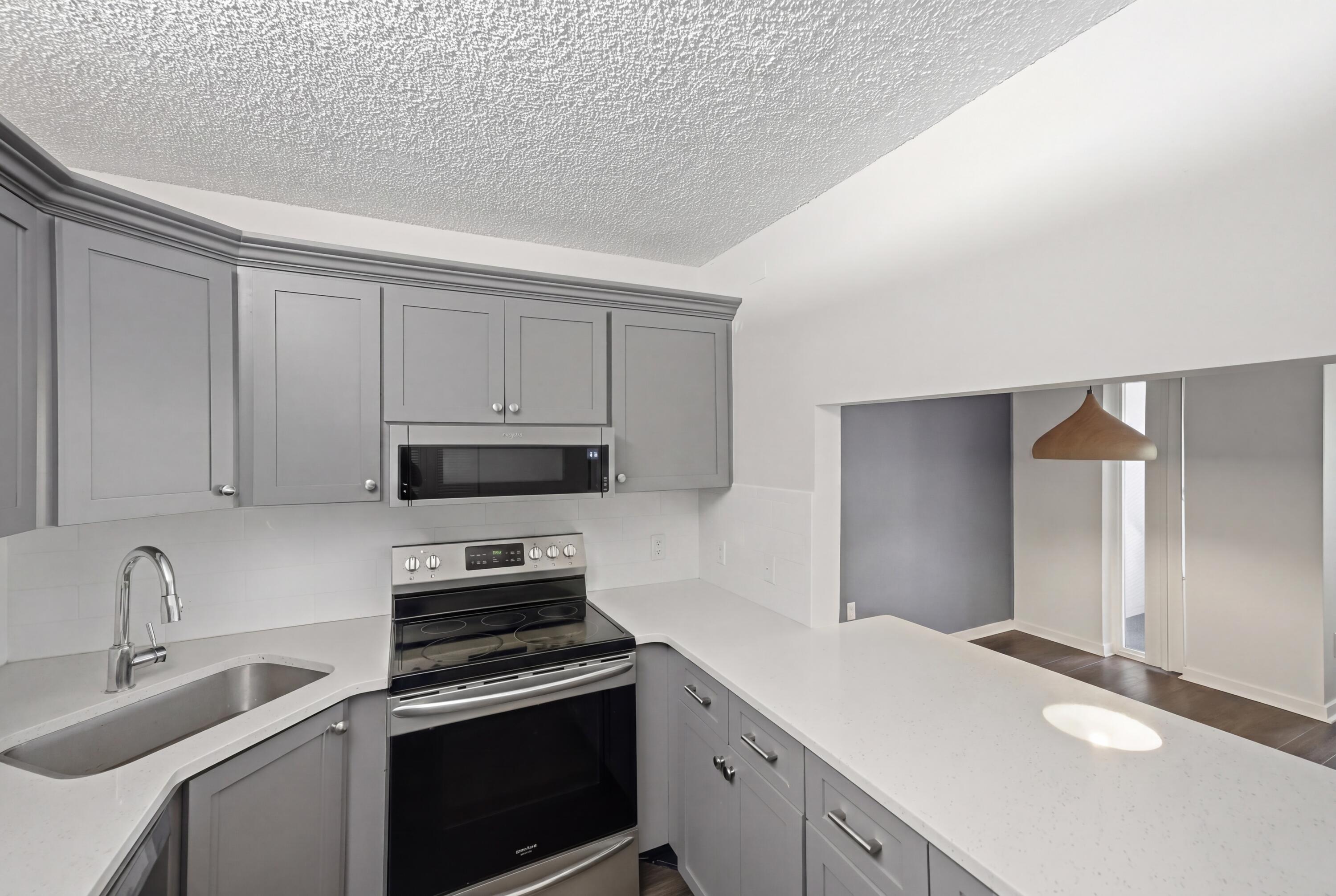 PINE RIDGE AT MARTIN DOWNS CONDO - Residential