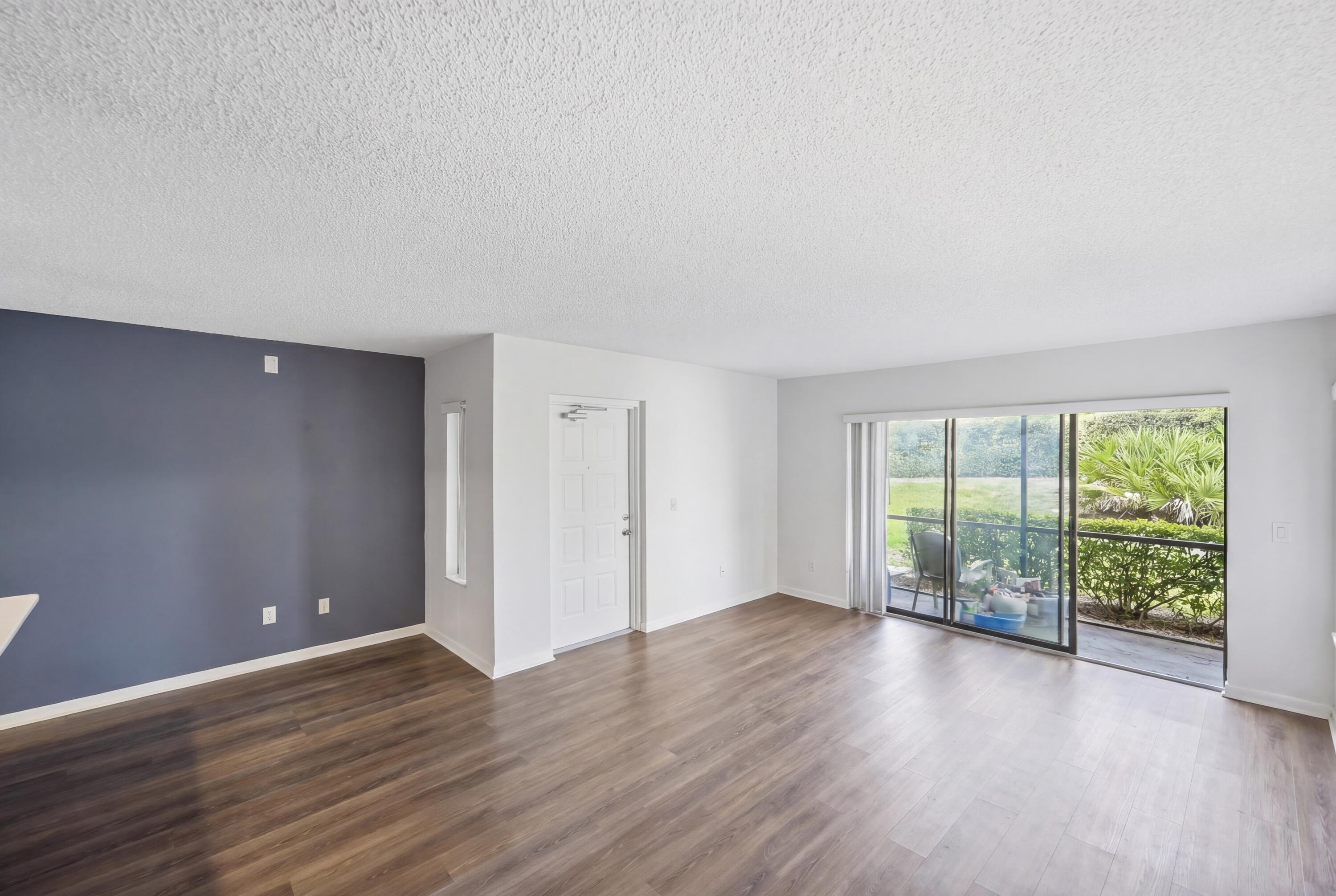 PINE RIDGE AT MARTIN DOWNS CONDO - Residential