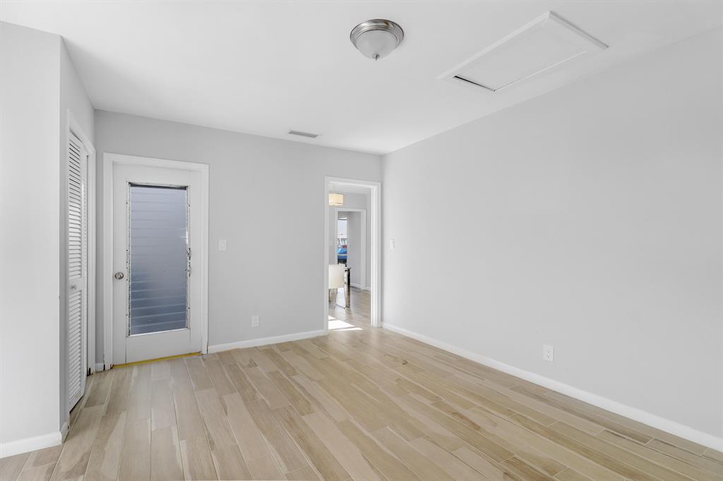 DELRAY BEACH SHORES - Residential