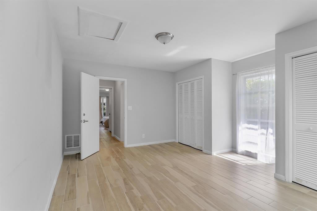 DELRAY BEACH SHORES - Residential