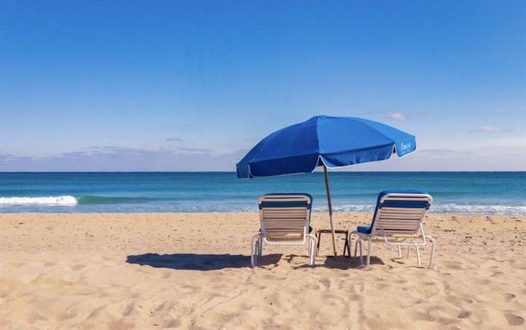 DELRAY BEACH SHORES - Residential