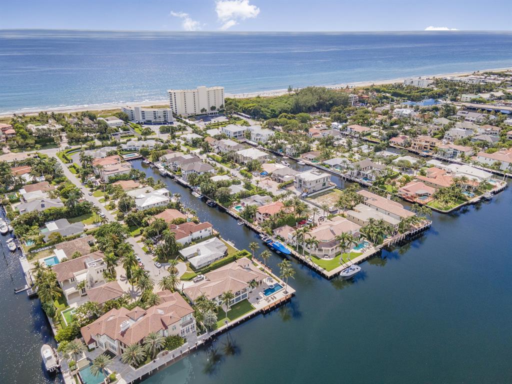 DELRAY BEACH SHORES - Residential