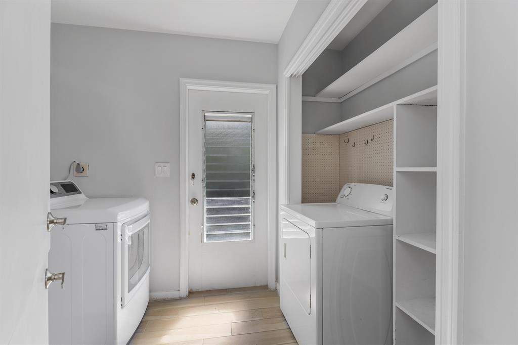 DELRAY BEACH SHORES - Residential