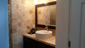 SKY LAKE 1 - Residential