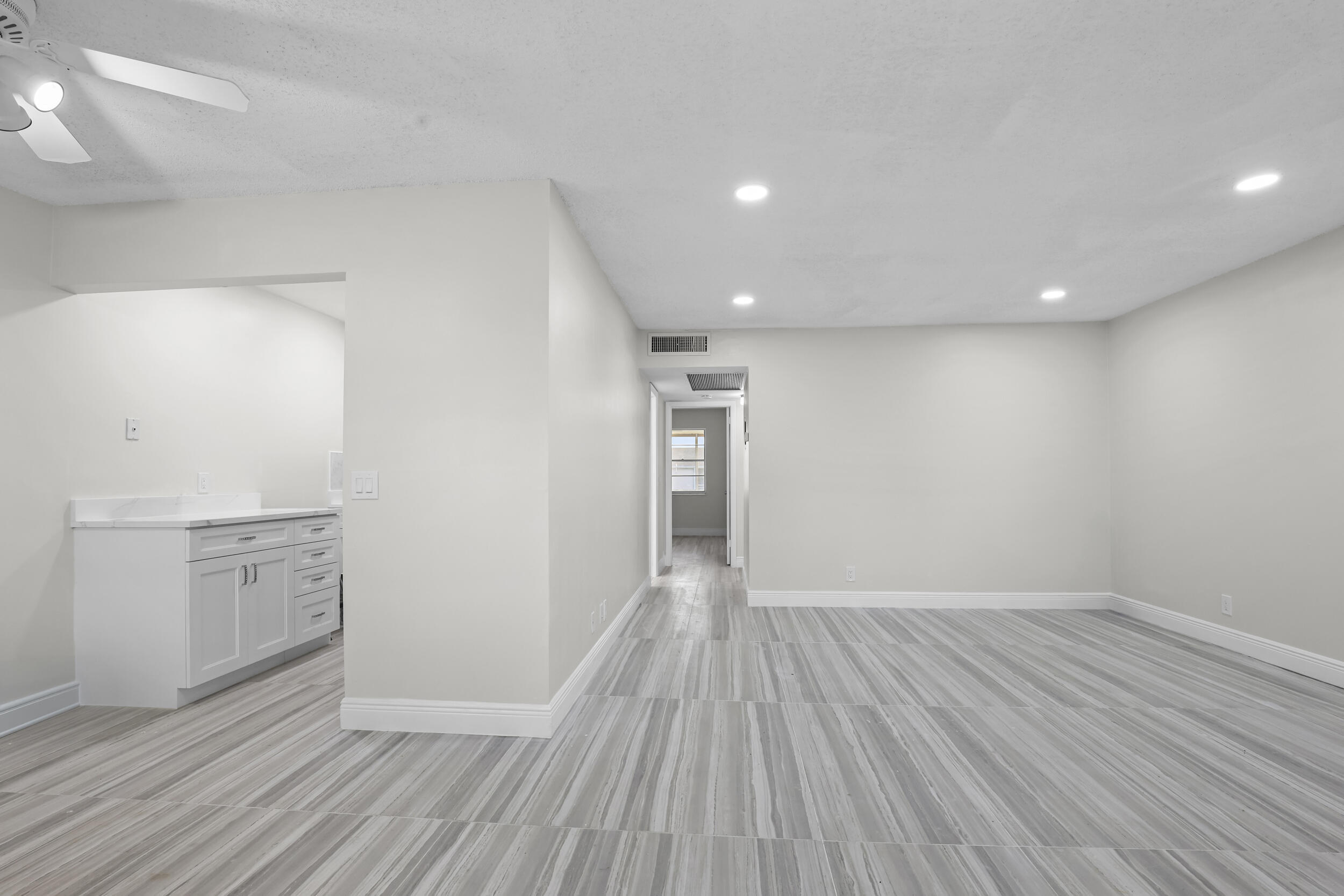 HASTINGS CONDOS - Residential