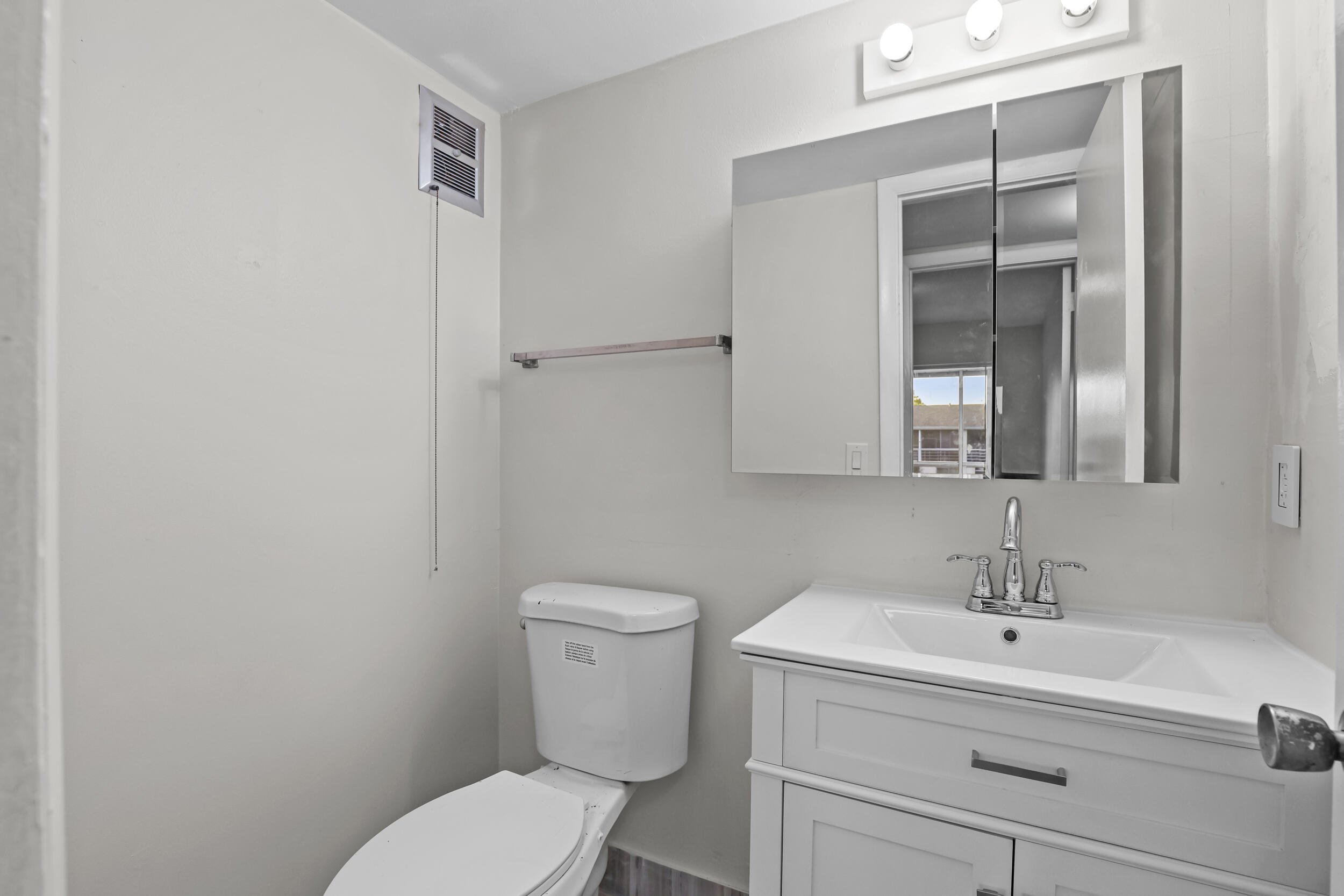 HASTINGS CONDOS - Residential