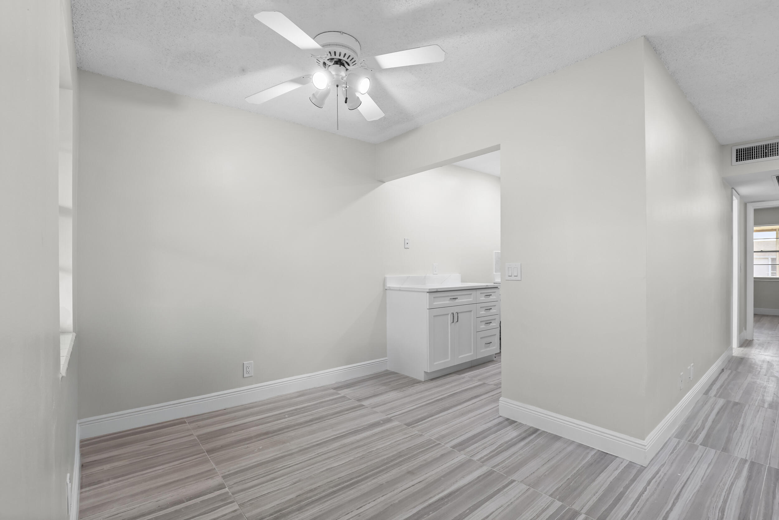HASTINGS CONDOS - Residential