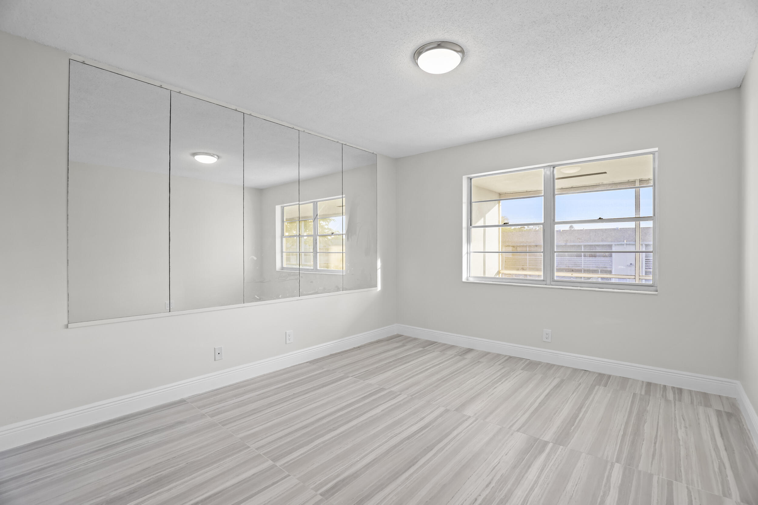 HASTINGS CONDOS - Residential