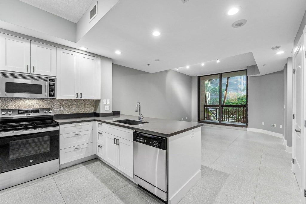 Photo of 801 S Olive Avenue #Unit 820, West Palm Beach, FL 33401 (MLS # B26084341)