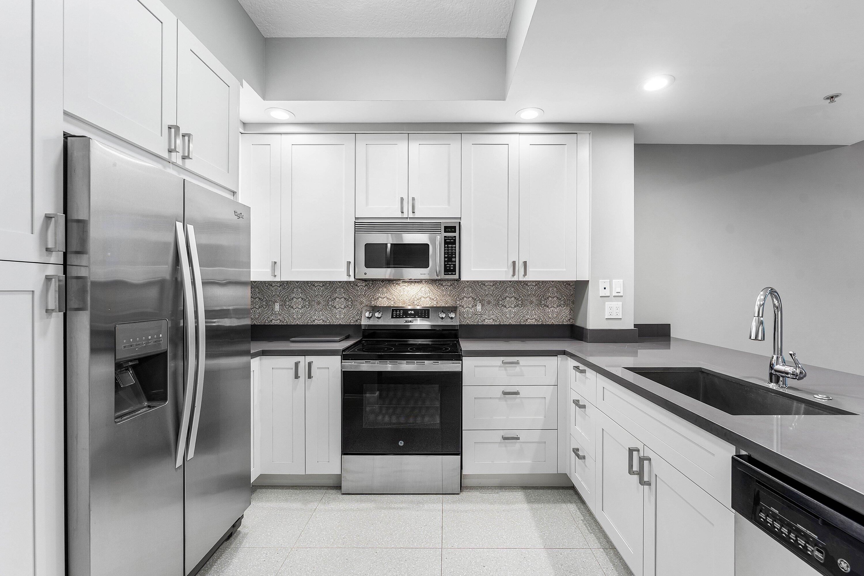 801 S Olive Avenue Unit 820