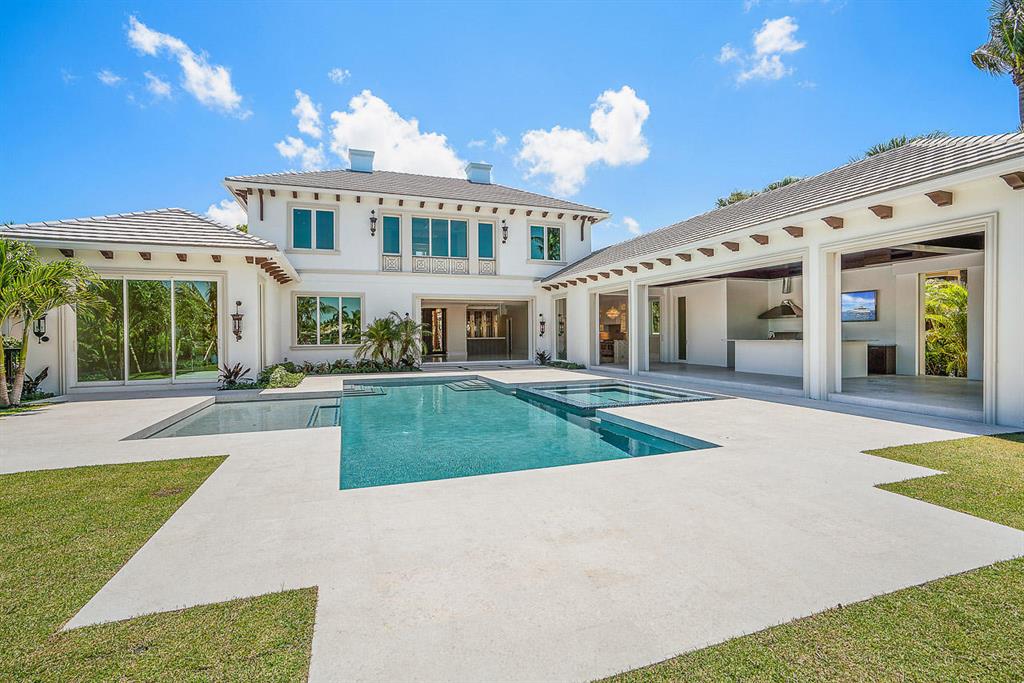 Admirals Cove - Residential