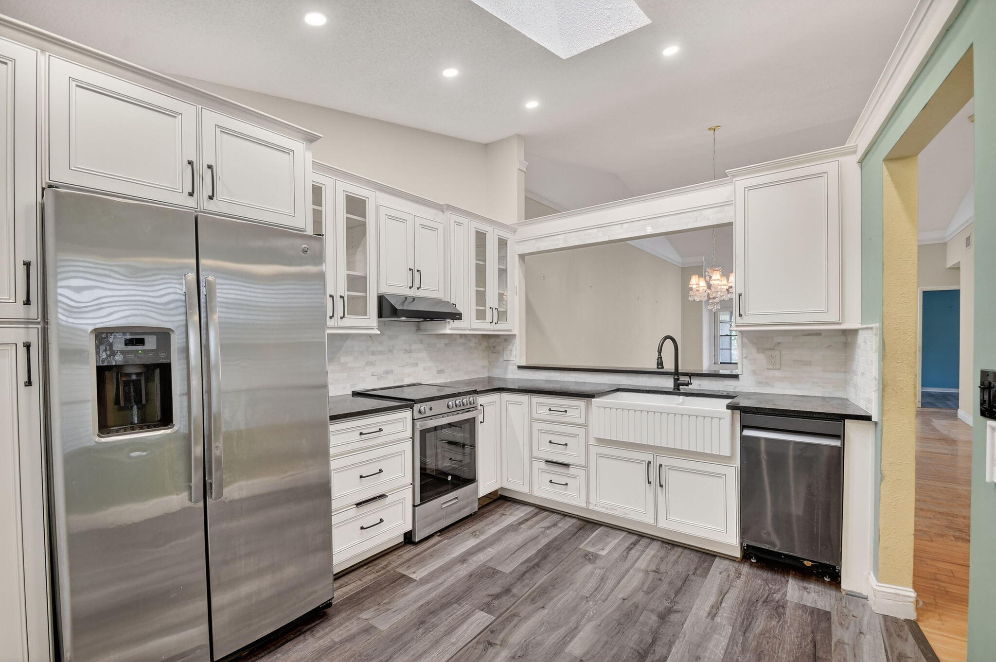 5423 Palm Springs Lane B