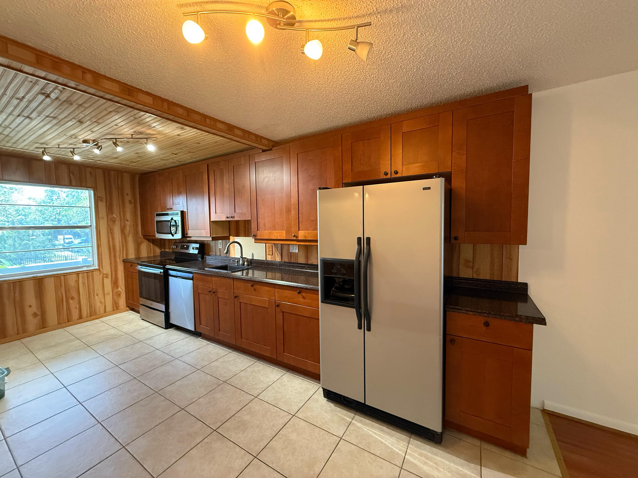 LAS VISTAS P-R IN INVERRARY - Residential