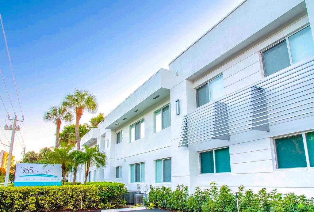 Photo of 365 N Ocean Boulevard, Boca Raton, FL 33432 (MLS # R11036881)