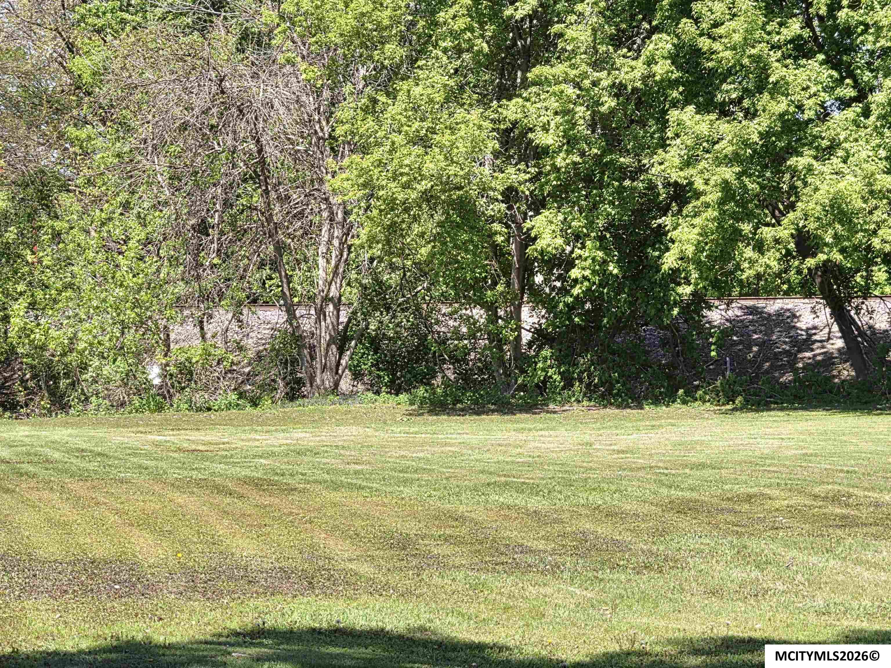 Photo 1 of 10 — 110 N Kentucky, MASON CITY, IA 50401